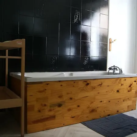 Les Grandes Gouttes Holiday home