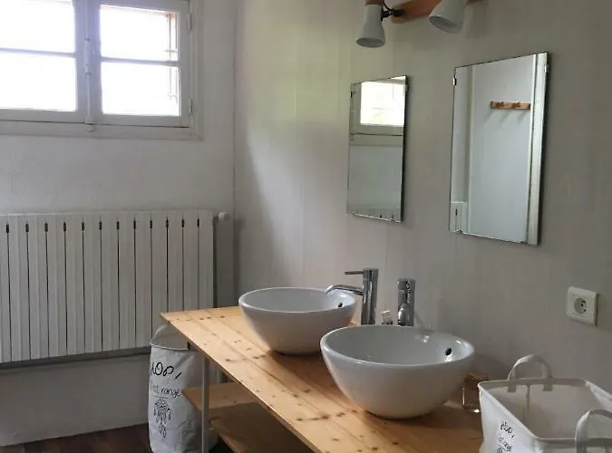 Les Grandes Gouttes 度假居 *